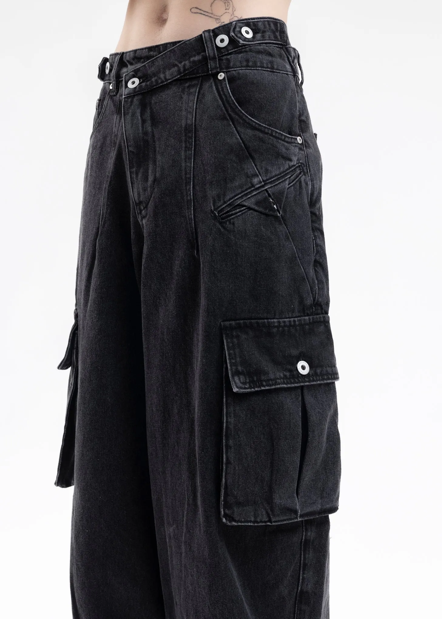 BLACK DOUBLE WAIST DENIM CARGO