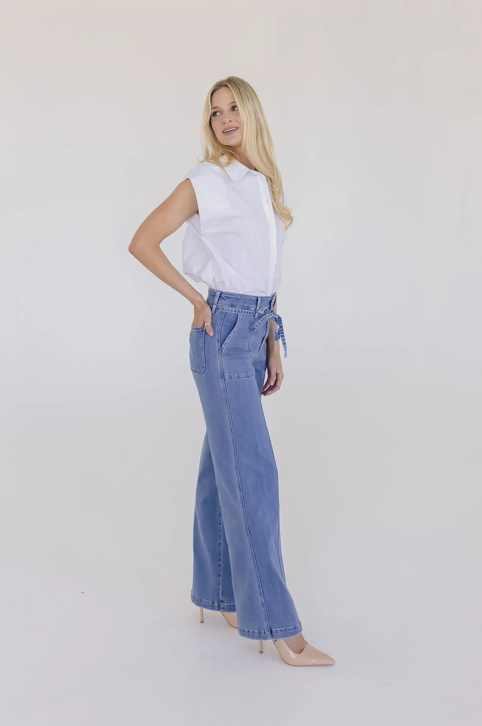 Brenda Sleeveless Button Down Top White