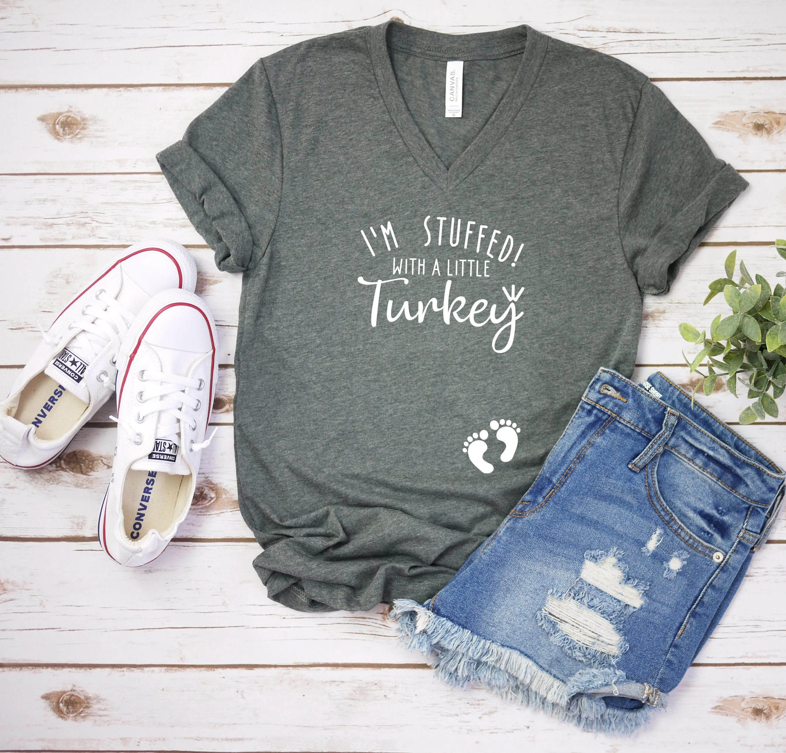 I'm stuffed with a Little Turkey - Pregnancy Announcement T Shirt - Funny Thanksgiving T for Mom - Having a Baby
