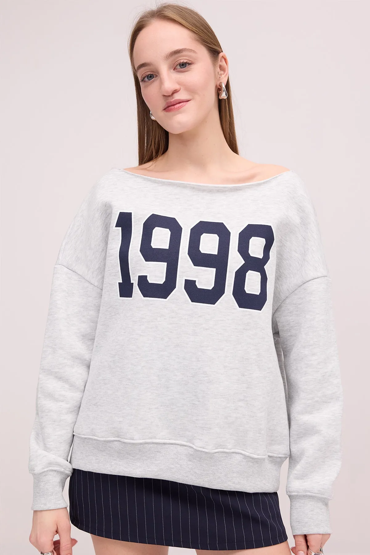 Wide Collar Embossed Sweatshirt